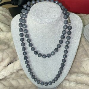Vintage Sarah Coventry Plastic Grey and Black Swirl Necklace
